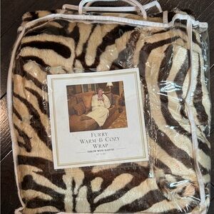 New in Pack Furry Warm & Cozy Zebra Print Wrap Throw Blanket with Sleeves